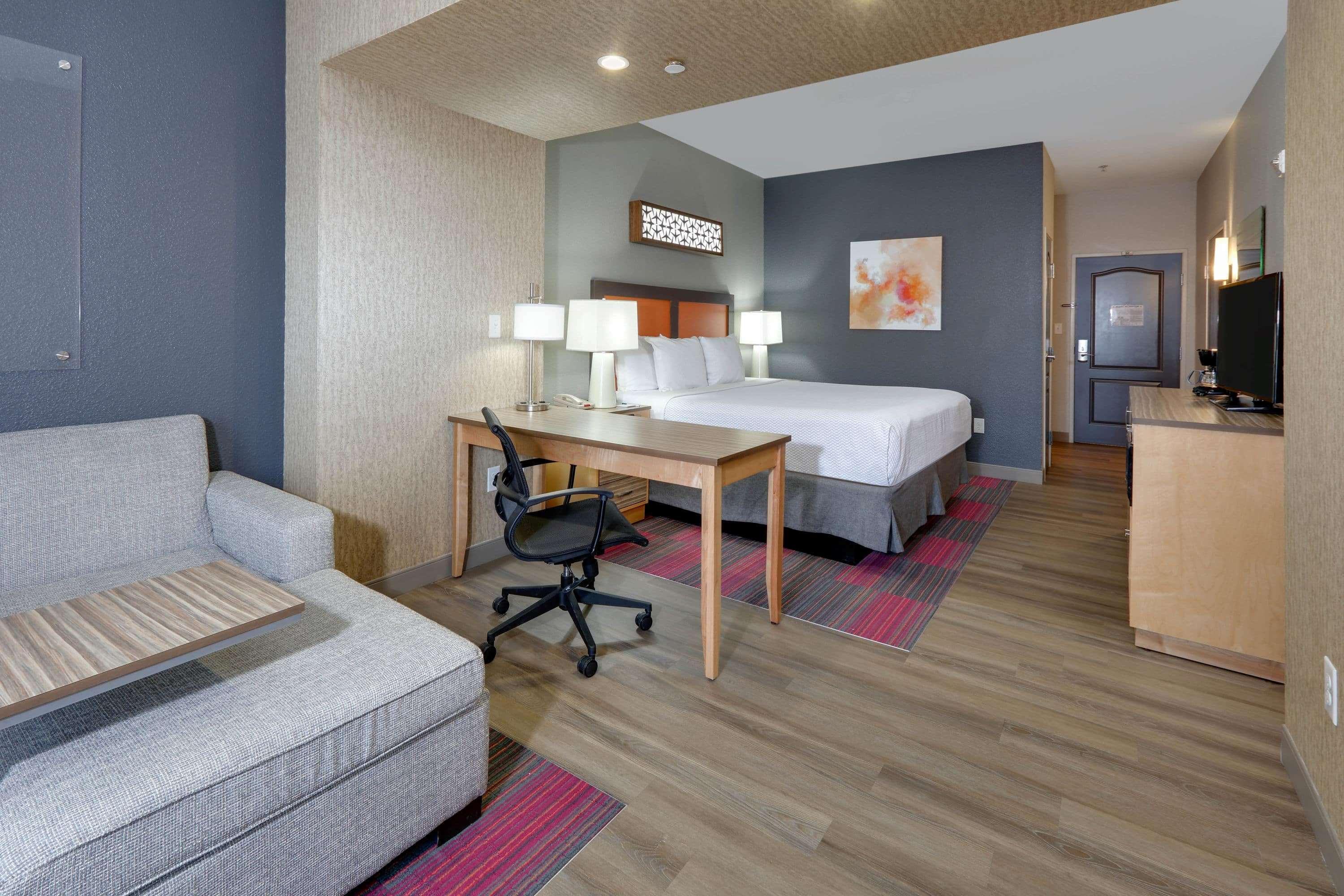 La Quinta By Wyndham Dallas Love Field Exterior photo
